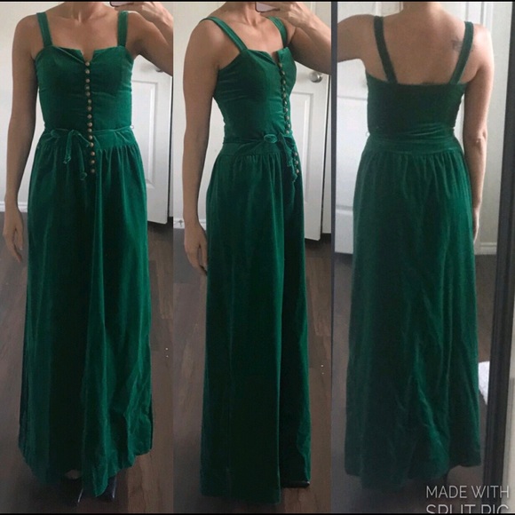 Neiman Marcus Dresses & Skirts - Neiman Marcus Lanz Original 60s green velvet dress
